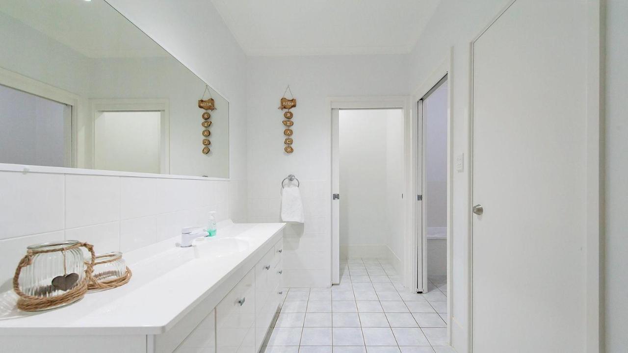 Dutchie'S Sand & Sea Beach House - Easy Walk To The Beach Nelson Bay Εξωτερικό φωτογραφία