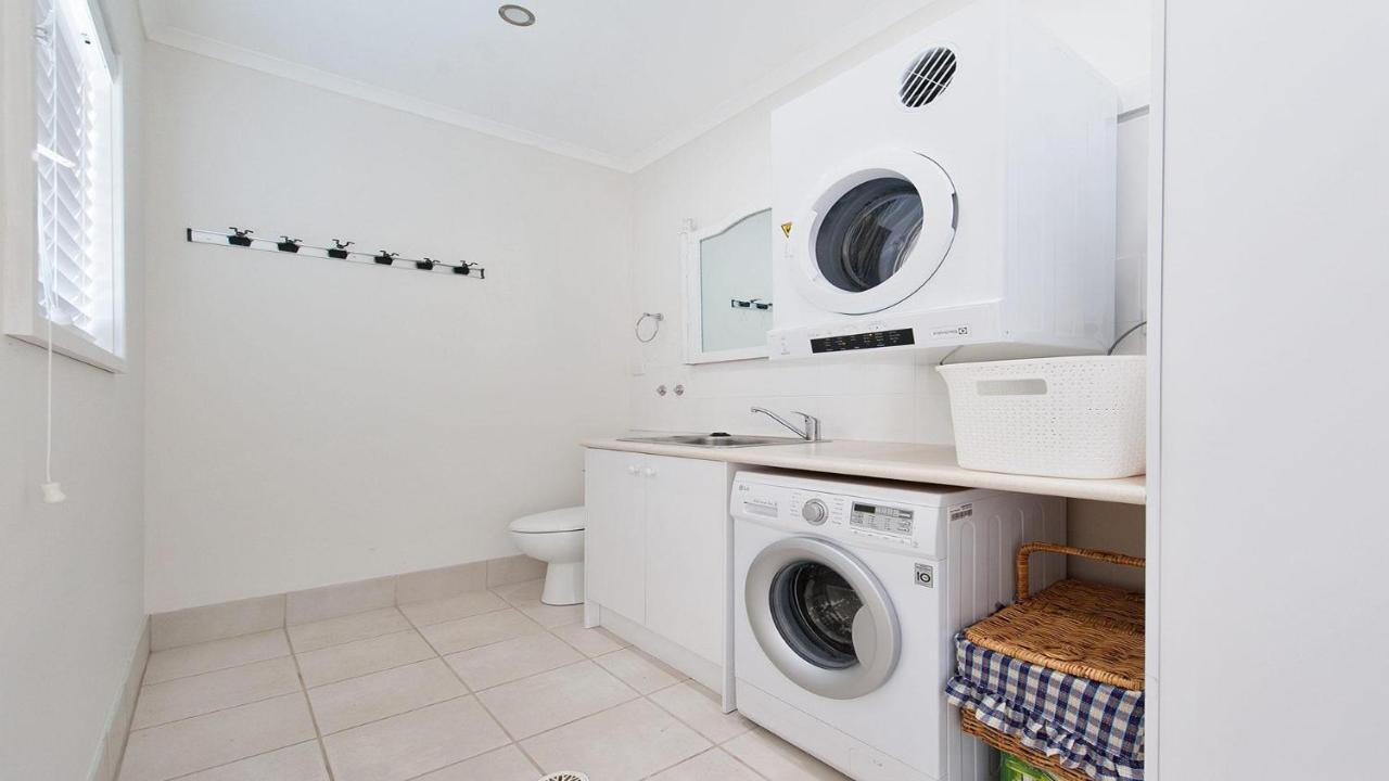 Dutchie'S Sand & Sea Beach House - Easy Walk To The Beach Nelson Bay Εξωτερικό φωτογραφία